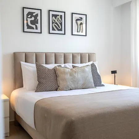 Apartment Phaedrus Living Elysia Park Flat