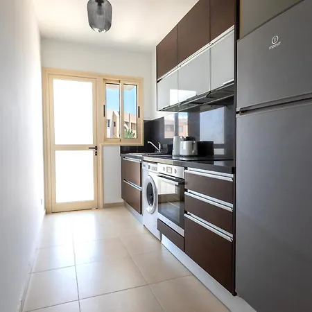 Apartment Phaedrus Living Elysia Park Flat *